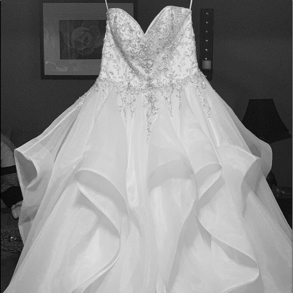 Wedding dress